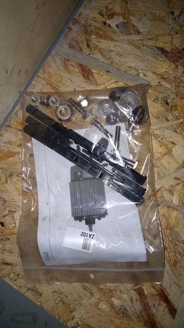 Мотор вентилятора EMI 3SSN37/230-50/E/EMI/G