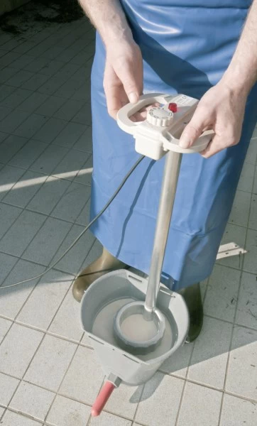 Подогреватель молока с изогнутой ручкой 81.5см