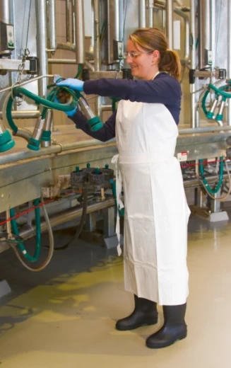 Фартук  для доения 100х125см, белый