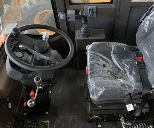 Погрузчик колесный ШАНМОН 928