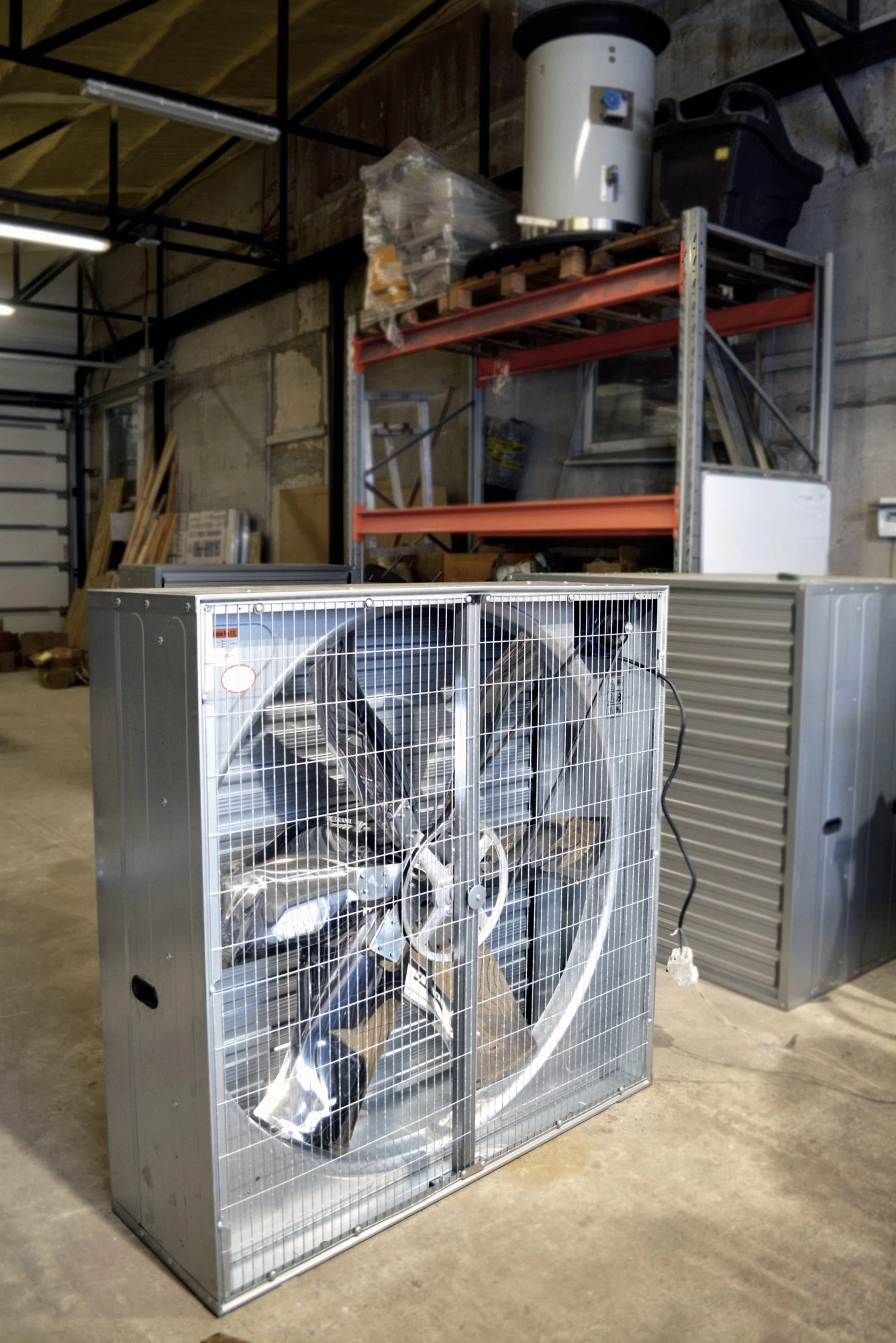 Торцевой  вентилятор CENTRIFUGAL BOX FAN 50'', 380В, 50Гц, 1.1Квт