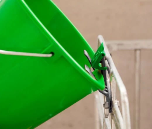 Защита от сбрасывания Bucket Guard с возможностью регулировки