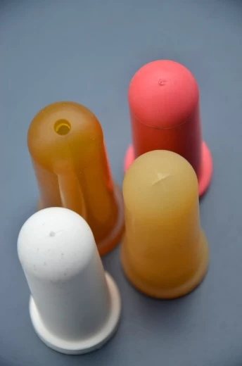 Соска для телят каучуковая с круглым отверстием 